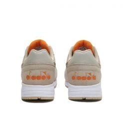 Diadora N902s Natural Pack Trainers - Moonstruck/White Pepper