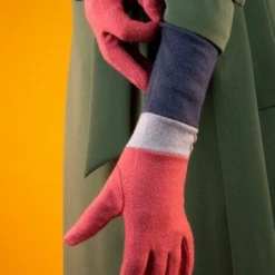 Powder Vivienne Long Wool Gloves Coral